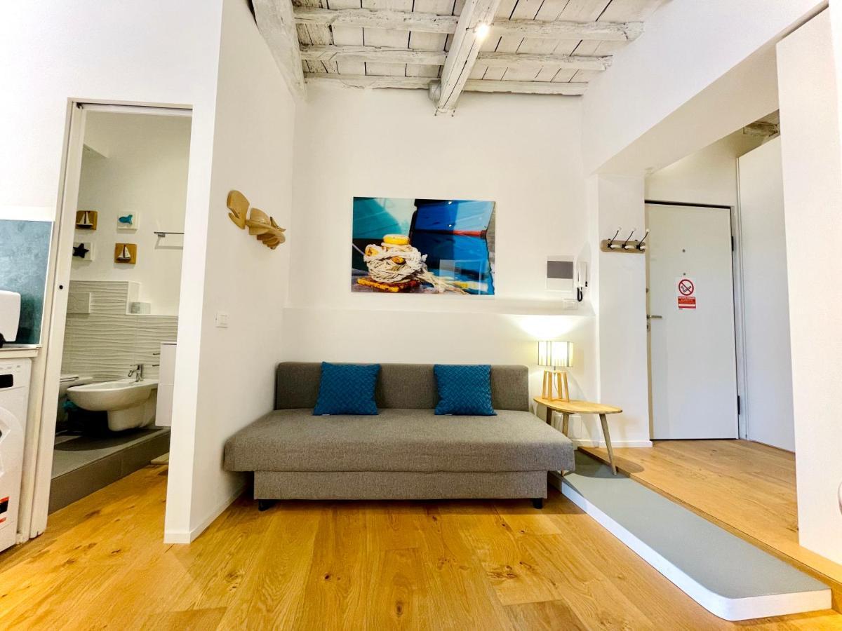 L'angolo Dei Poeti Apartment *