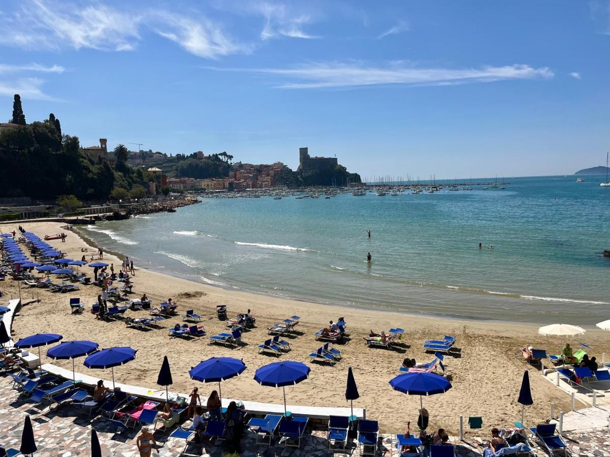 L'angolo Dei Poeti * Lerici